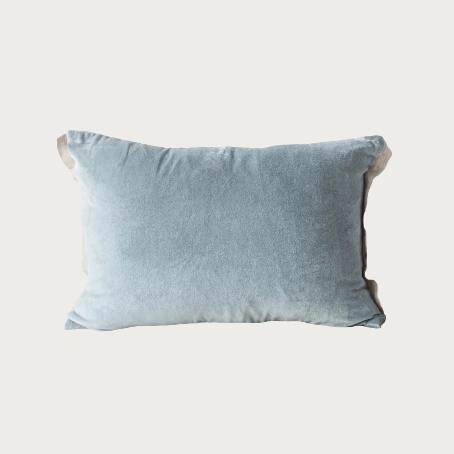 MEDICIS CUSHION