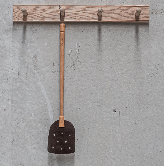LEATHER FLY SWAT