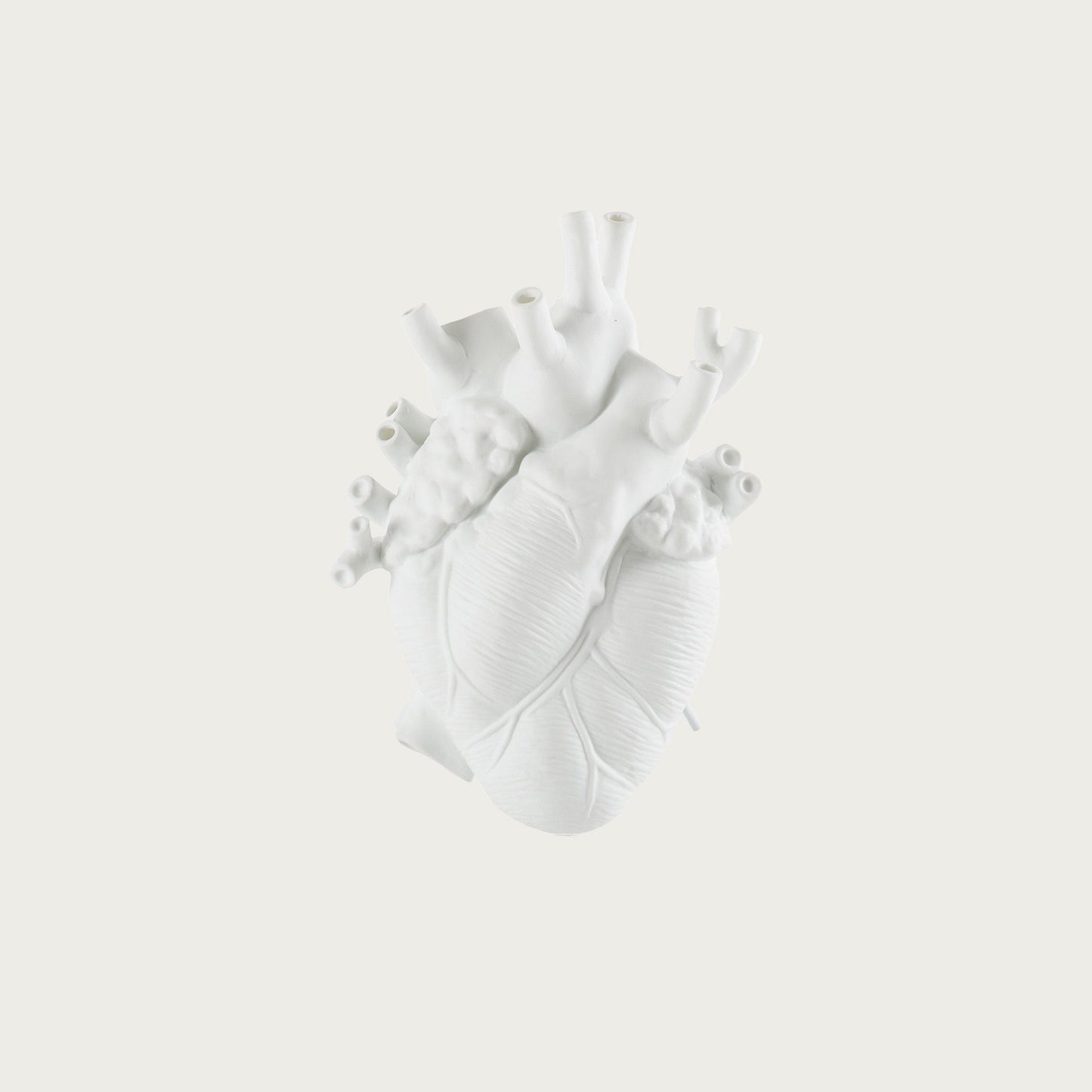 LOVE IN BLOOM HEART VASE – PORCELAIN