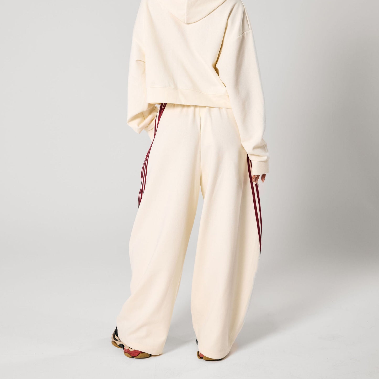 SŚAINT BARREL PANTS – BUTTER