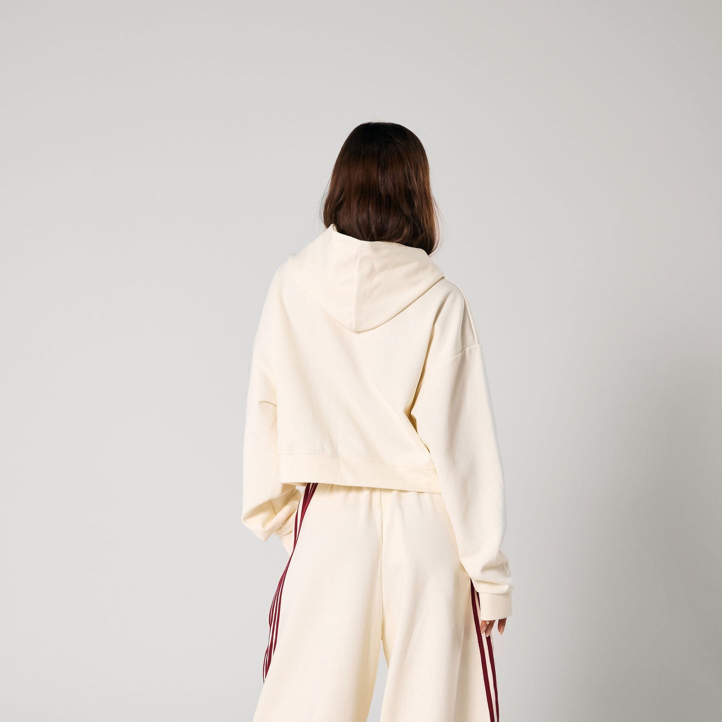 SŚAINT CROPPED HOODIE – BUTTER