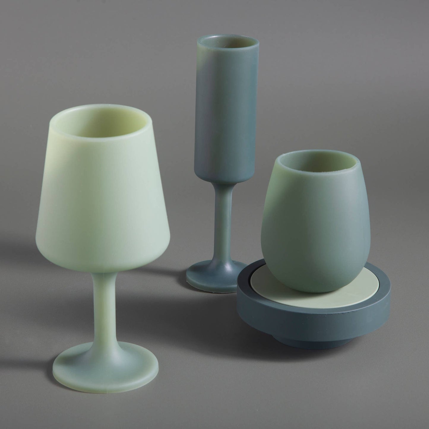 Unbreakable Silicone Champagne Flutes – Sage | Olive