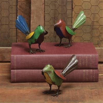 RECLAIMED METAL BIRDS - ASSORTED COLOURS