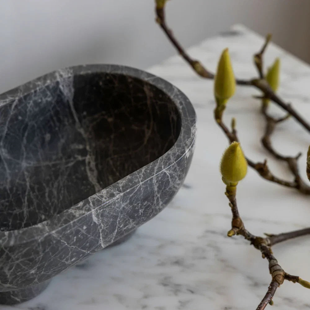 The Muse Footed Oval Tray – Tundra Grey Marble