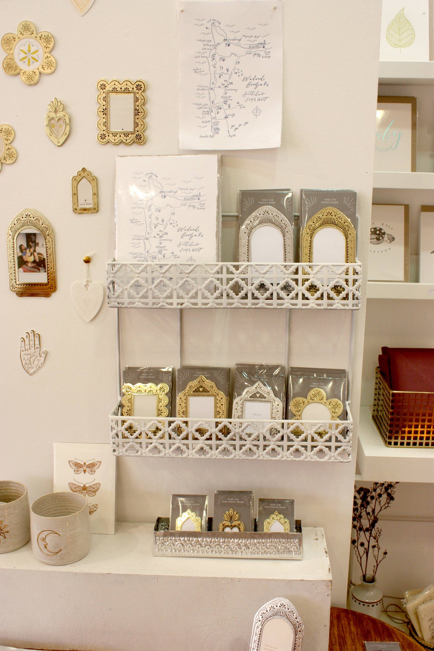 SMALL GOLD FAUX TIN FRAME