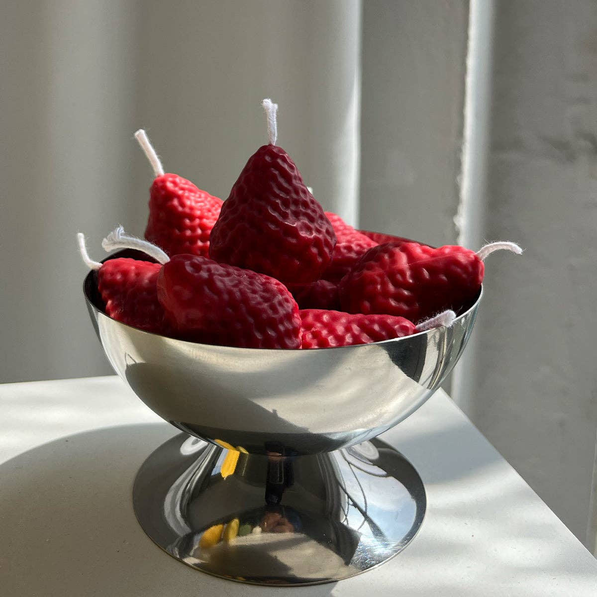 STRAWBERRY CANDLE – 6 PACK