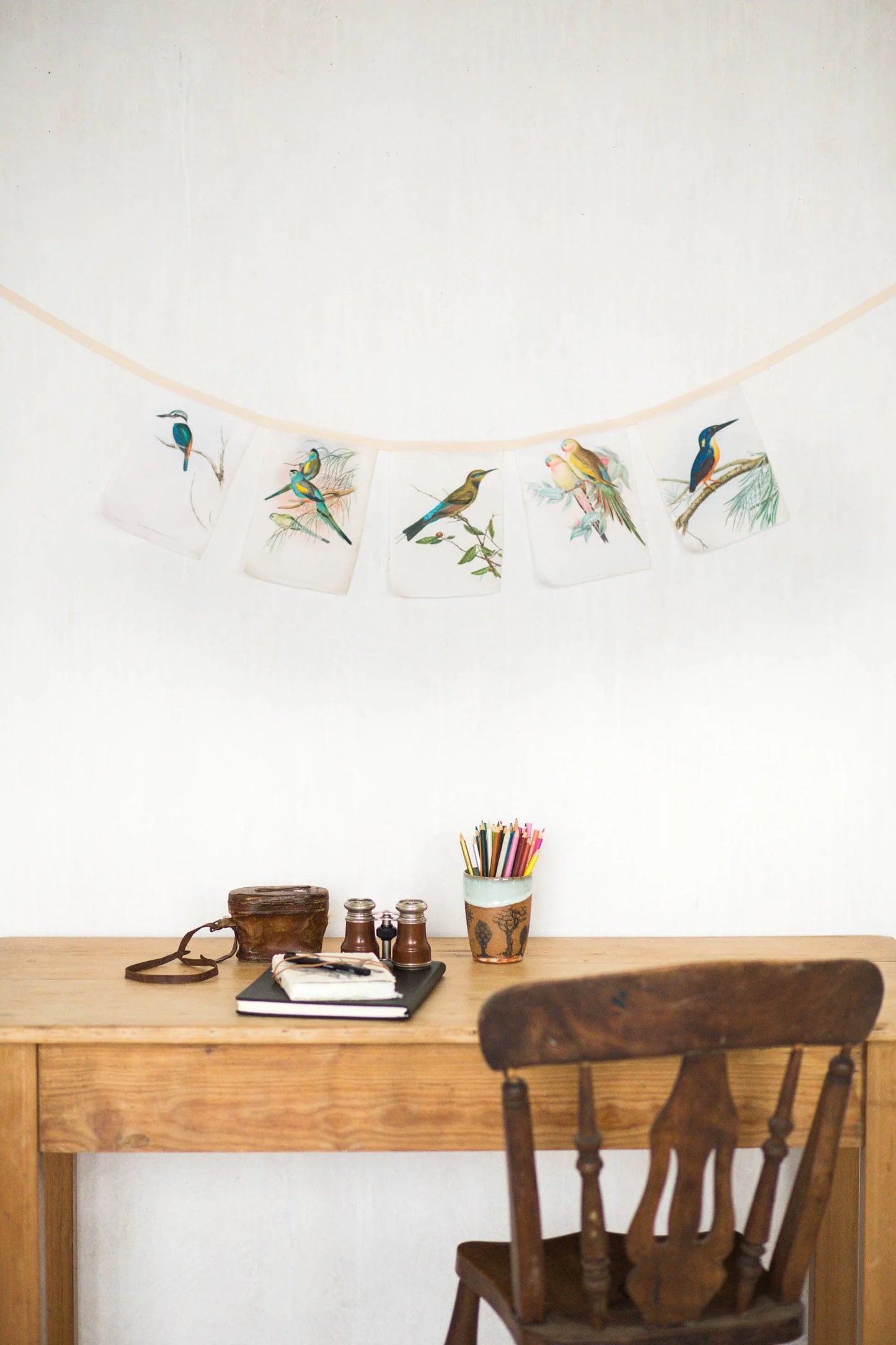 LAZYBONES GARLAND
