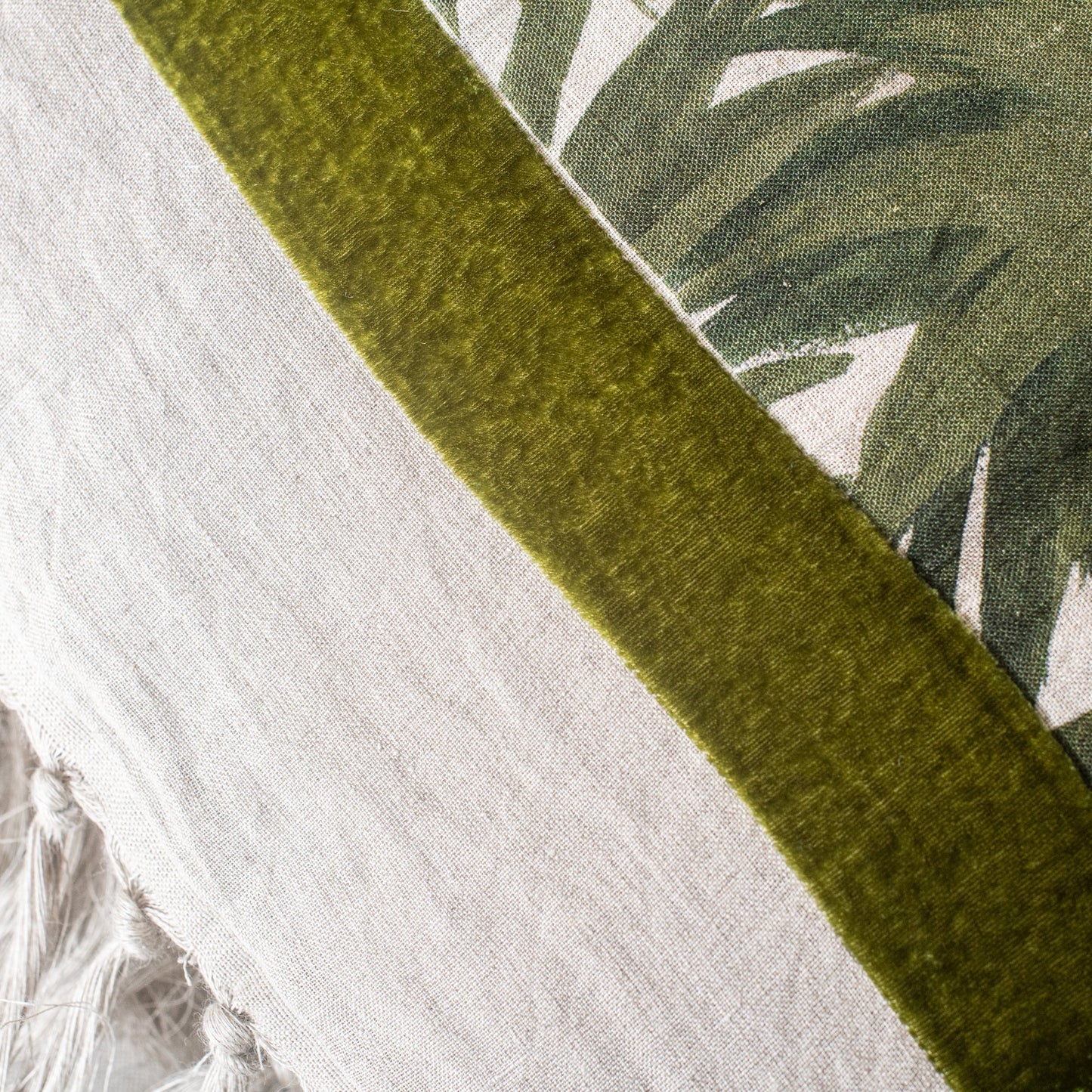 COCHIN BED THROW