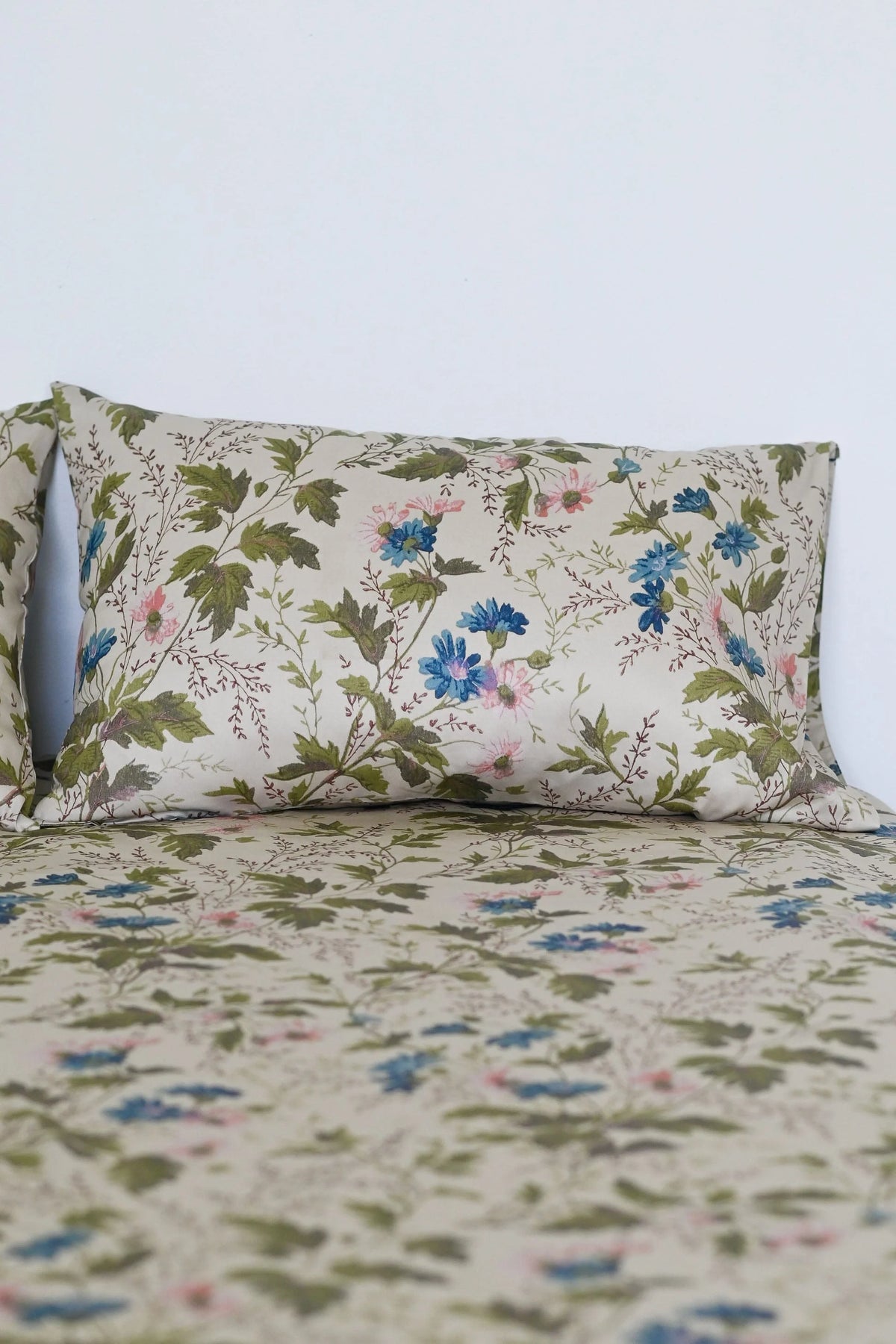 LAZYBONES PILLOW CASES
