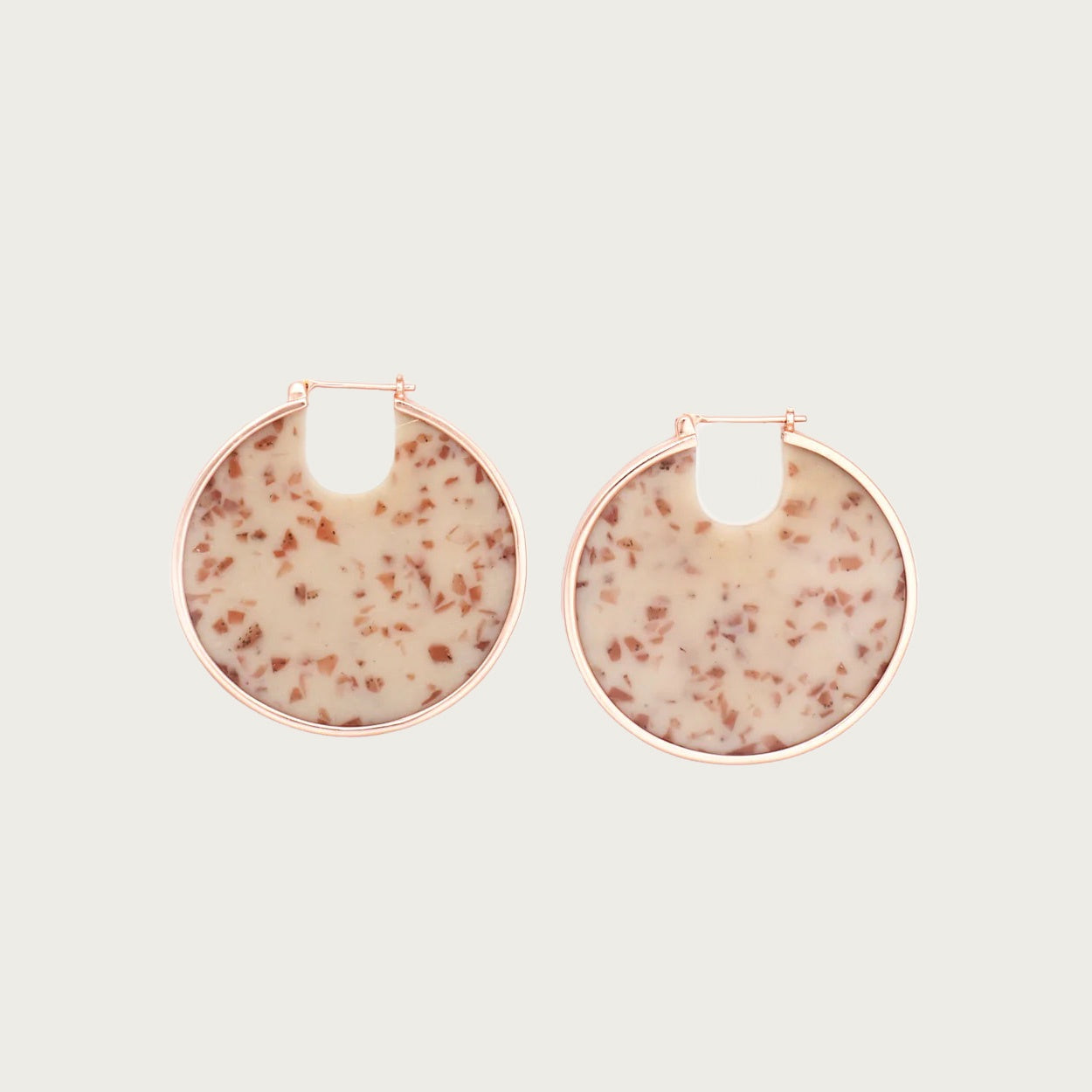 ECLIPSE HOOP EARRINGS - TAUPE CHIP