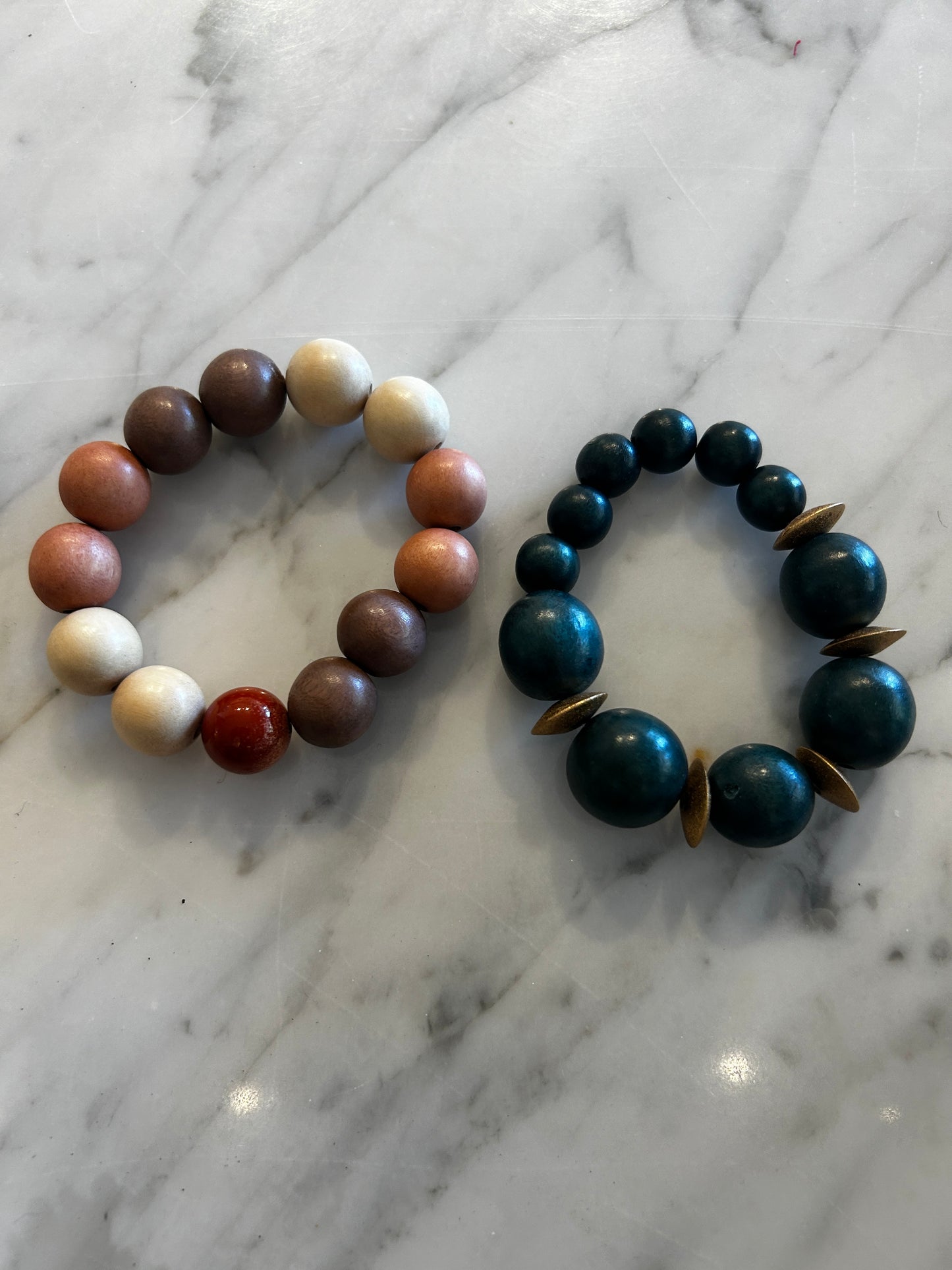 WOODEN BEAD BRACELET