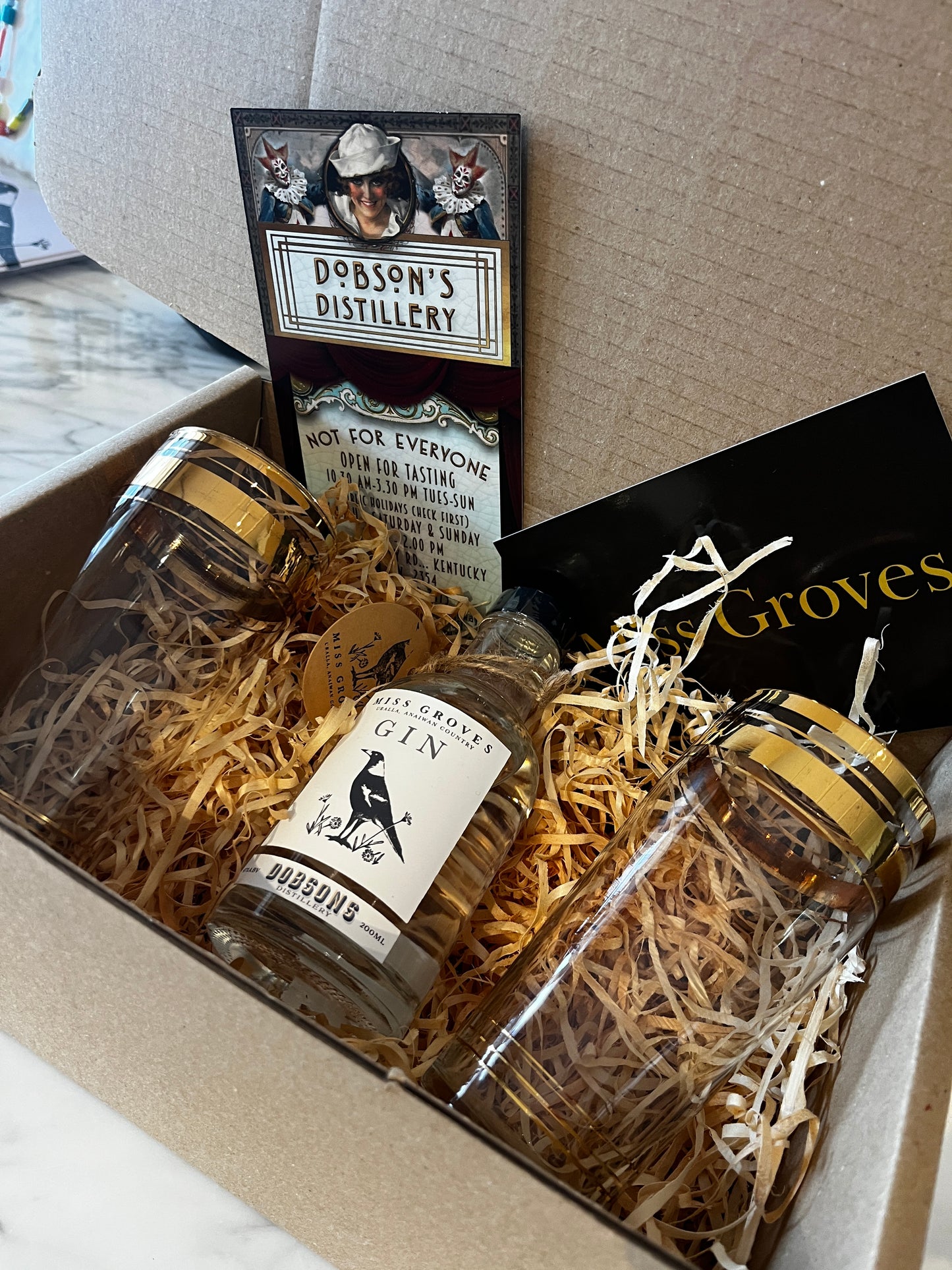 DOBSONS + MISS GROVES GIN GIFT BOX