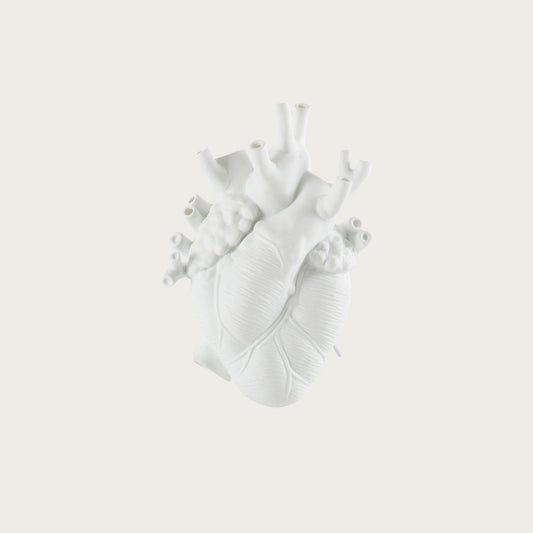 LOVE IN BLOOM HEART VASE – PORCELAIN