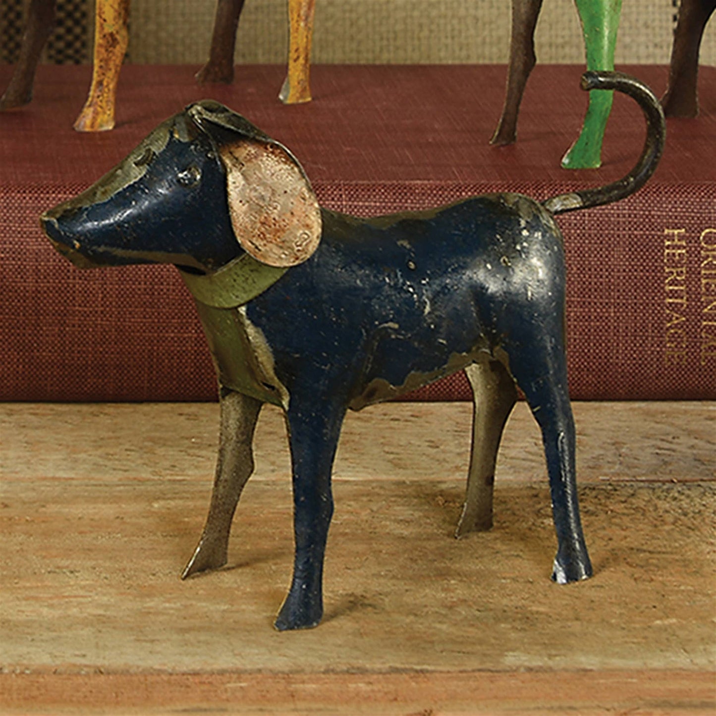 METAL DOGS - ASSORTED COLOURS